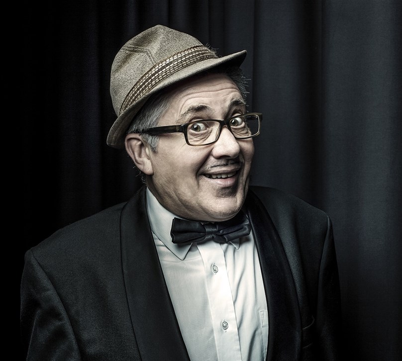 Count Arthur Strong