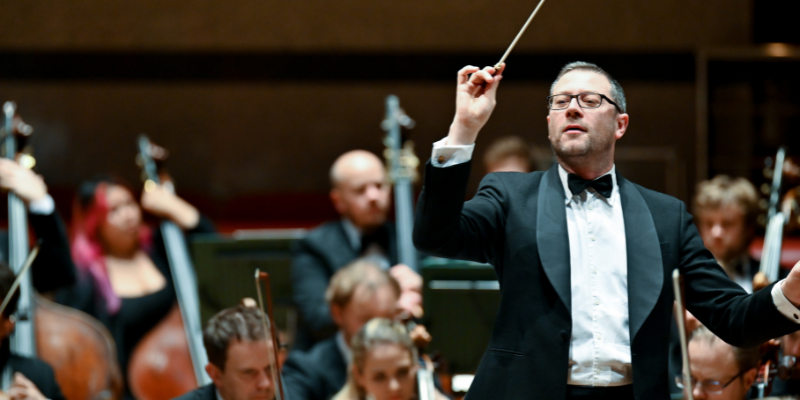 John Wilson and Sinfonia of London: An English Summer