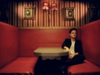 Watch The Video For Jamie Cullum's Latest Single, 'Drink'