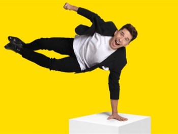 Russell Kane: Hyperactive